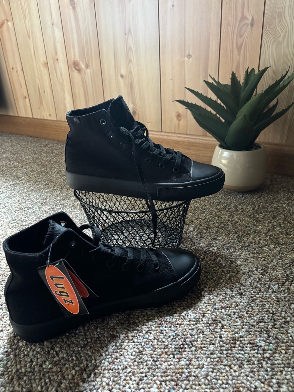 Lugz Women's High-Top Sneakers in Black
